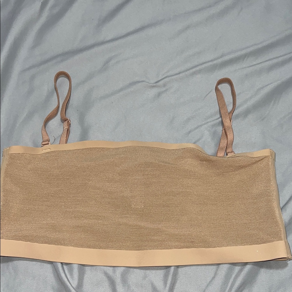 SKIMS Seamless Bandeau Bra Nude XL NWOT Adjustable Straps - Picture 2 of 3